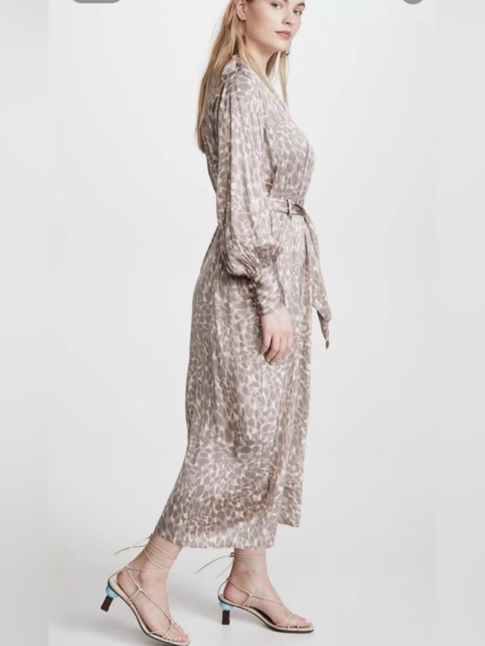 Good American The Honey Robe NWOT Size 4/ L/XL